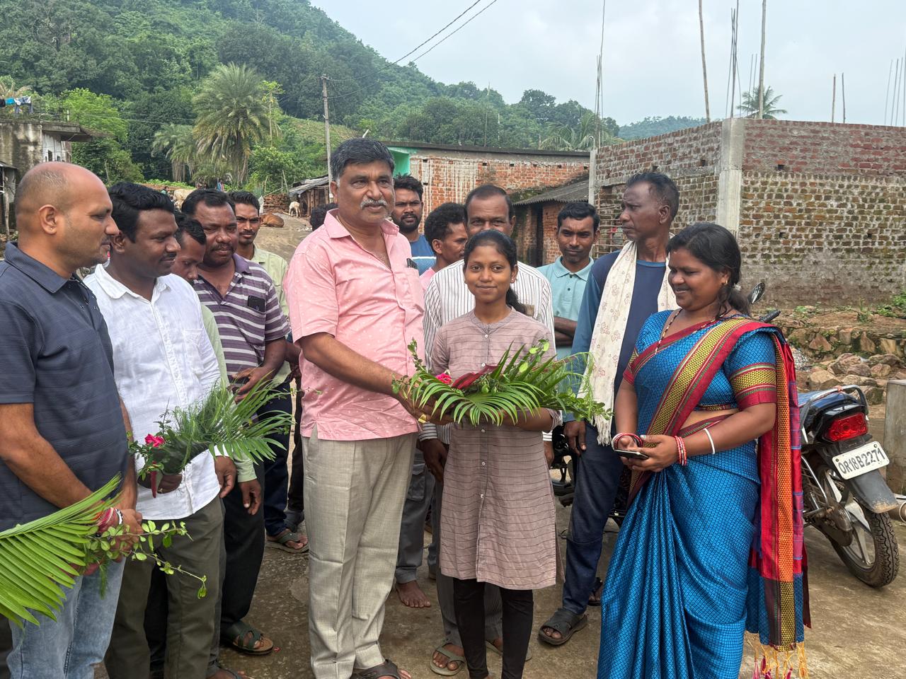 ମାନବିକତାର ନିଦର୍ଶନ: ଗରିବ ମେଧାବୀ ଛାତ୍ରୀଙ୍କ ଡାକ୍ତରୀ ପଢ଼ା ଦାୟିତ୍ୱ ନେଲେ ବିଜେଡି ନେତା ସୁଧୀର ଦାଶ